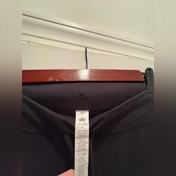 ALO Yoga Sway Bootcut Sweatpant - Black - Picture 7 of 9